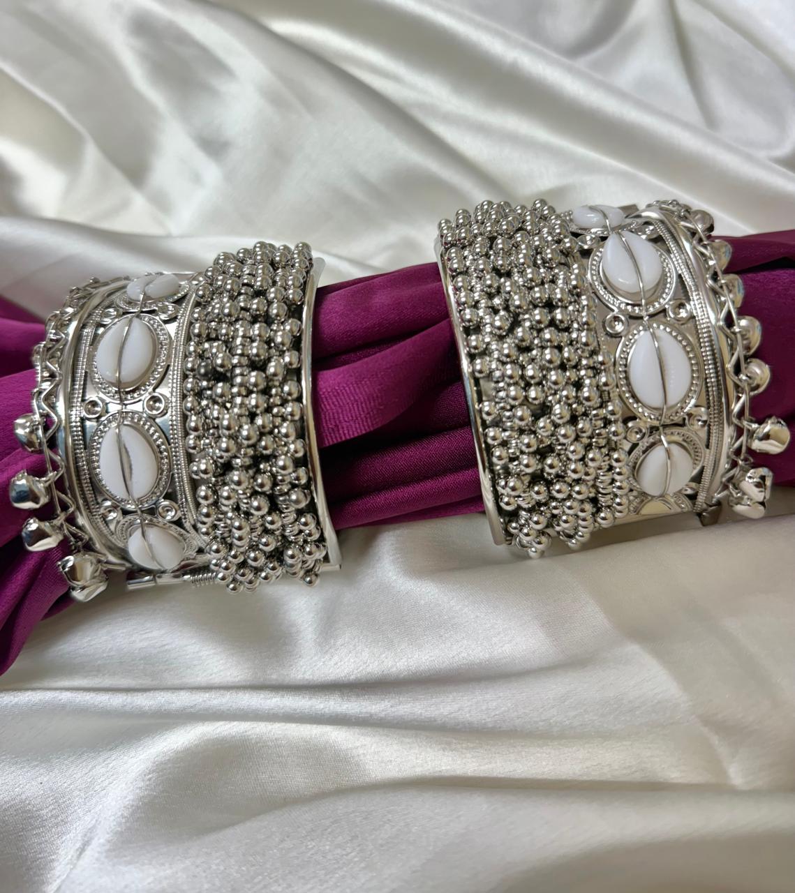 Oxidized Cowrie Shell Kada Bangle