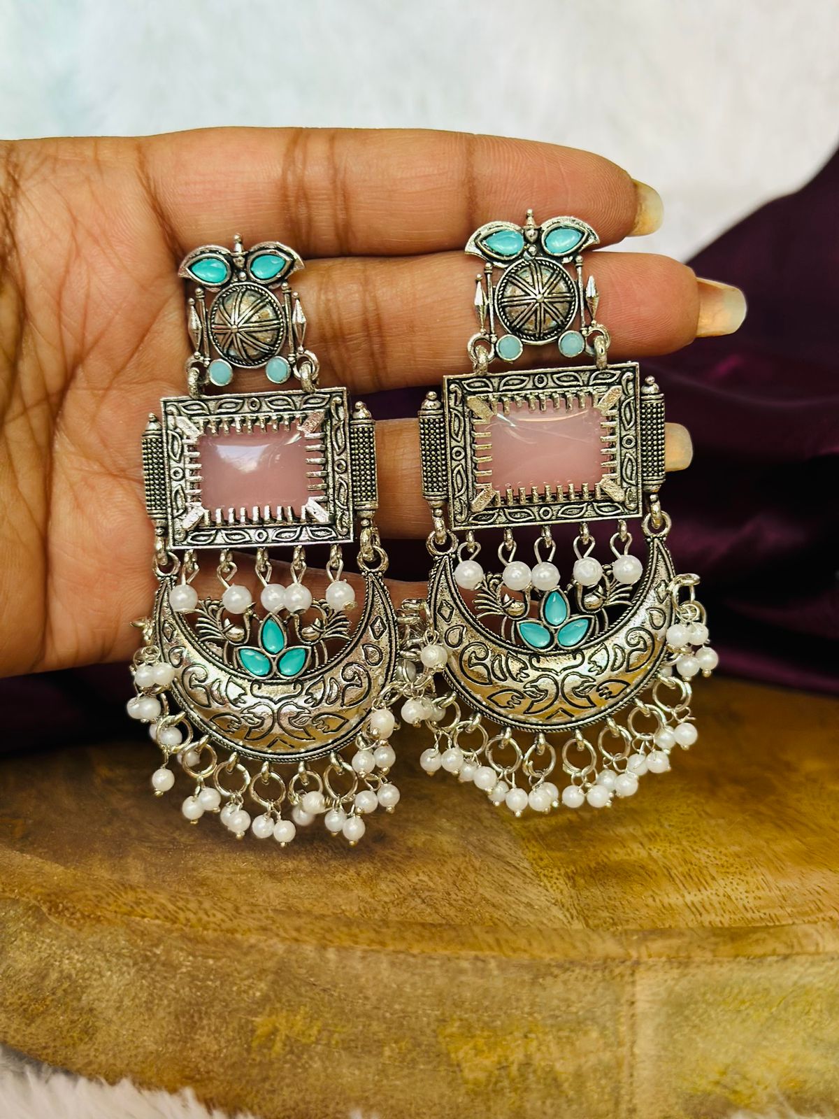 Silver Chandbalis With Stone And Pearls Earrings