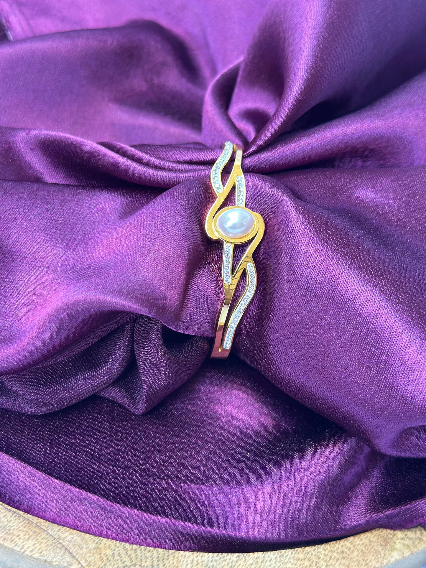 Golden Pearl Anti-Tarnish Bracelet