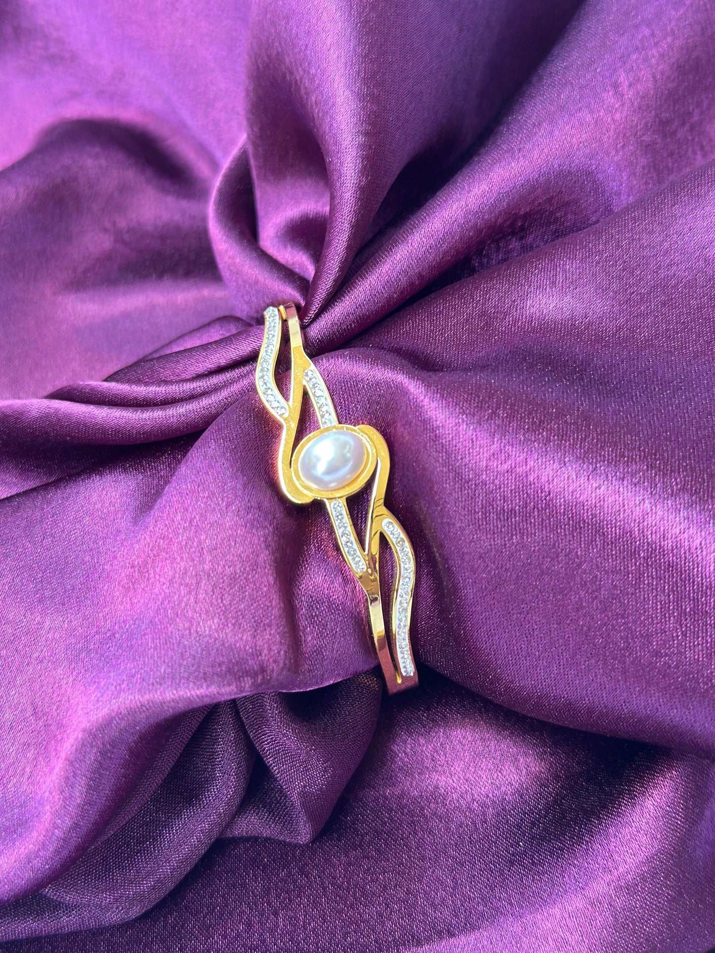 Golden Pearl Anti-Tarnish Bracelet