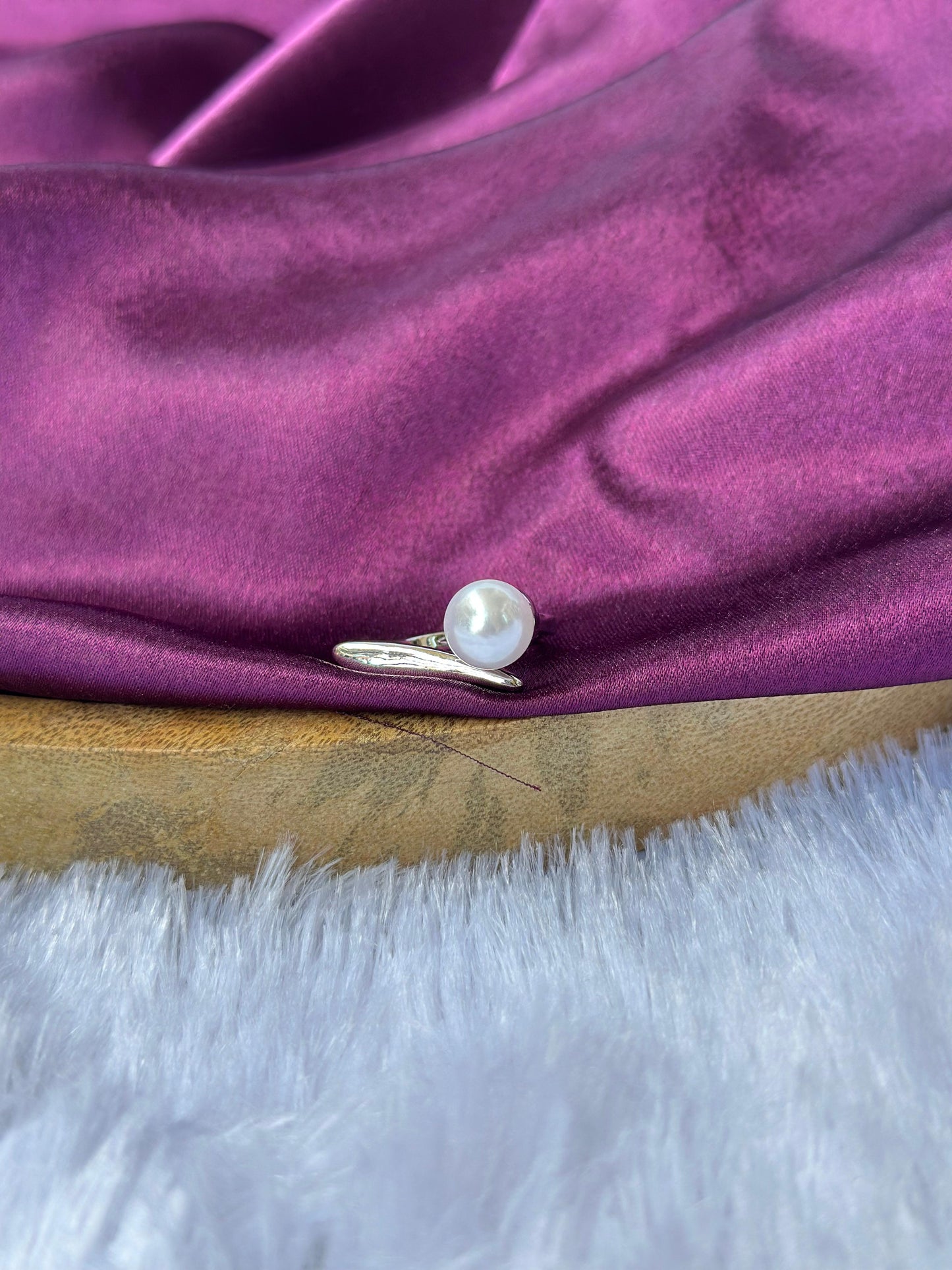 Elegant Pearl Accent Silver Ring