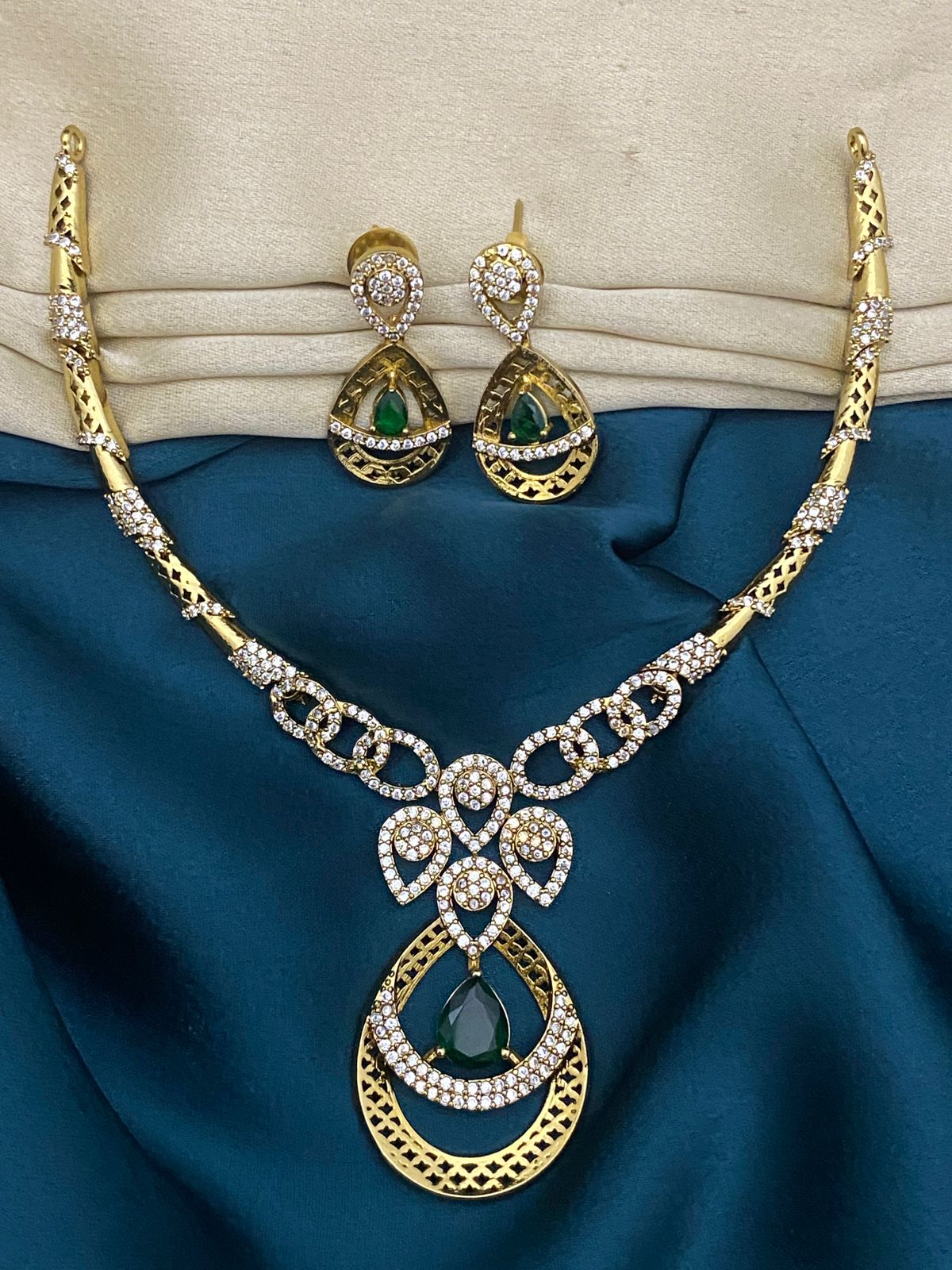 Regal Ruby Teardrop Necklace Set