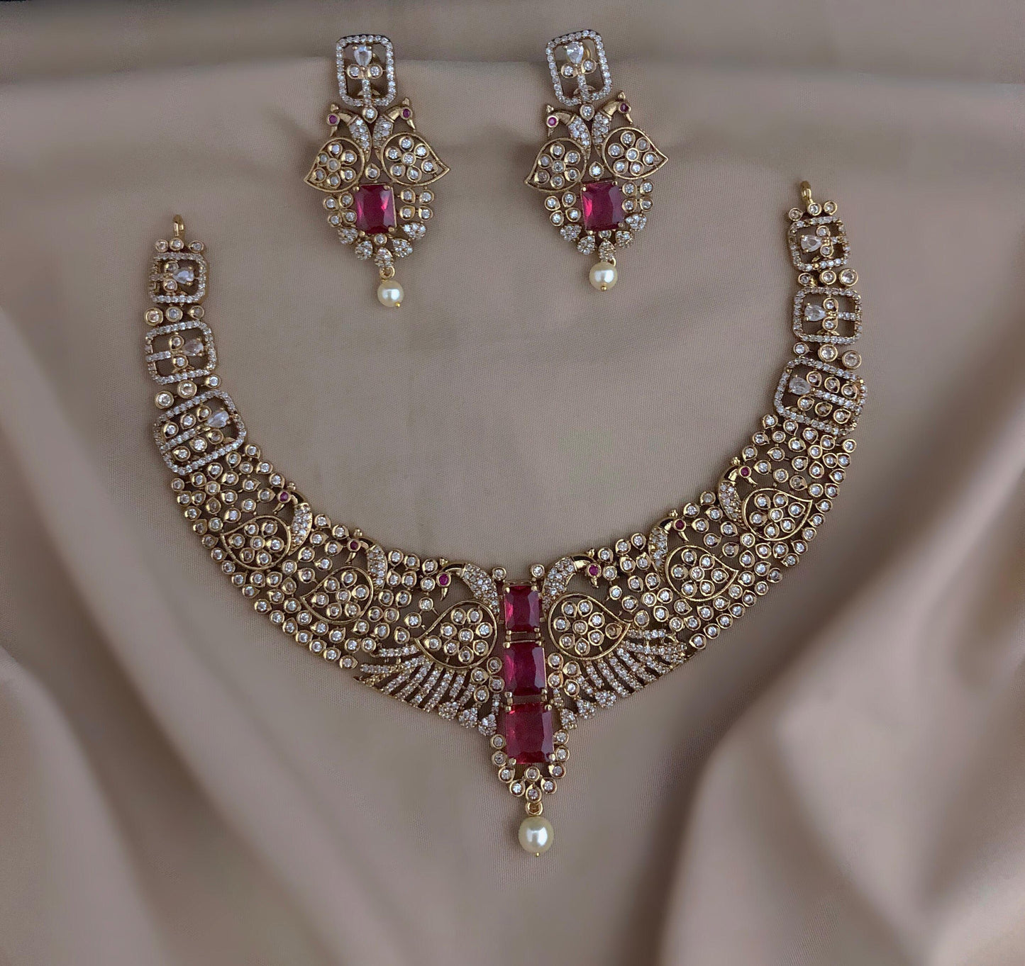 Royal Emerald Kundan Bridal Necklace Set
