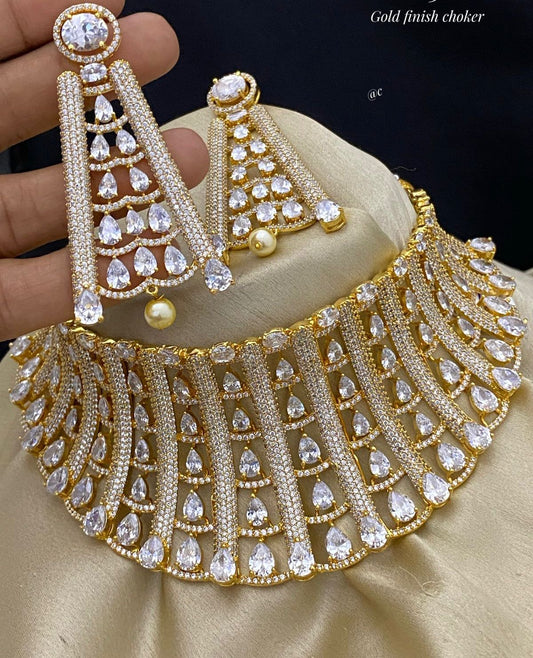 Royal Radiance Gold Finish Choker Set